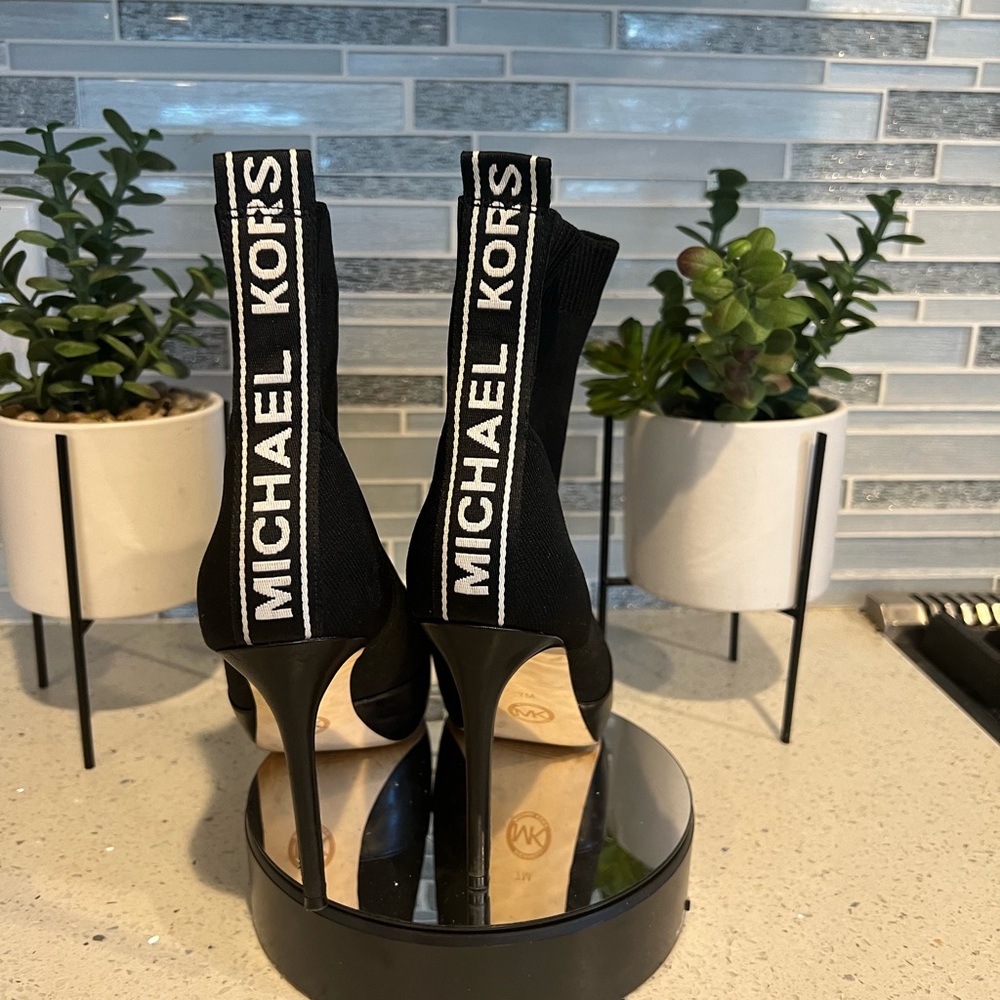 Michael Kors Vicky sock boot - Picture 3 of 11